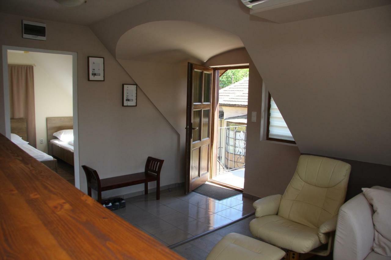 Villa Maria Apartman Miskolc Exterior foto