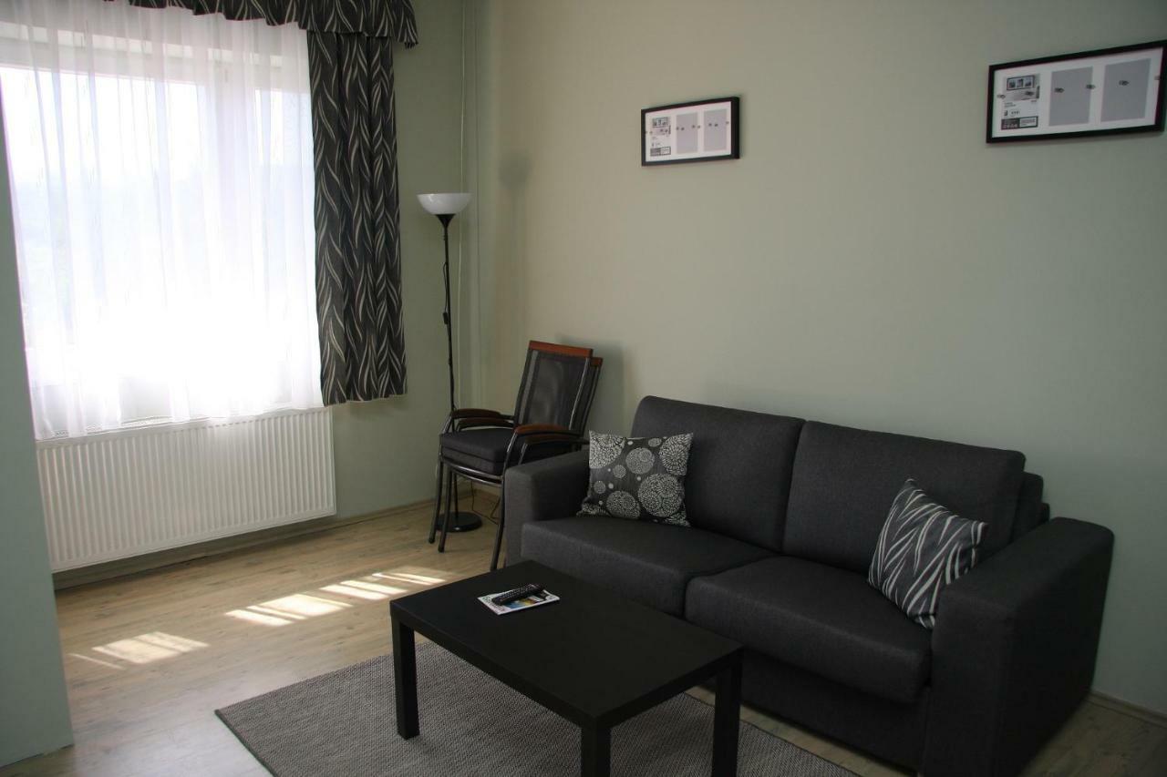 Villa Maria Apartman Miskolc Exterior foto