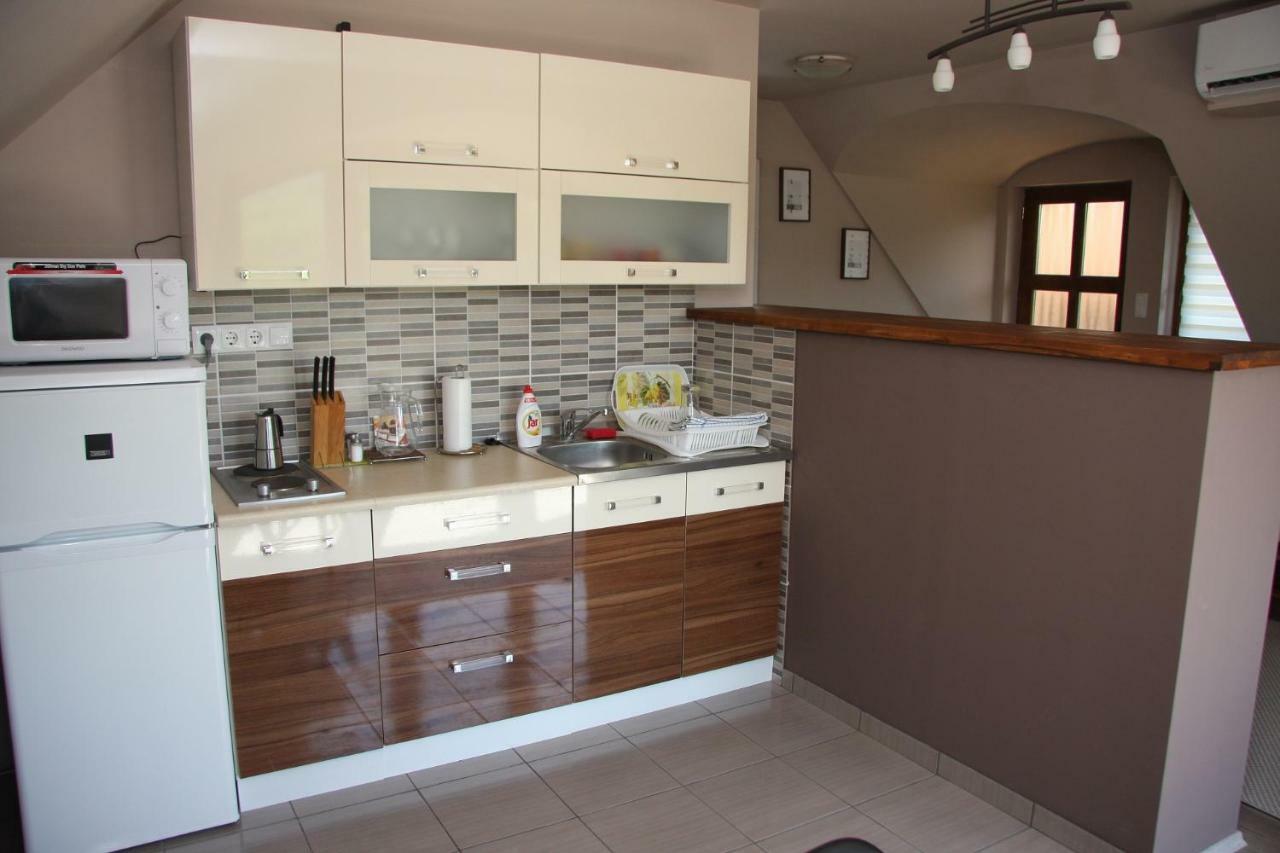 Villa Maria Apartman Miskolc Exterior foto